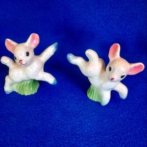 VTG Glass Lamb Figurines